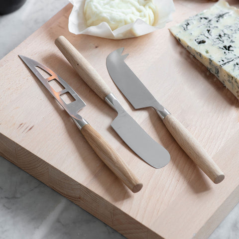 3 Piece Oak Handle Cheese Knife Set