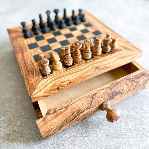 Luxury Olive Wood Chess Board with Chess Pieces