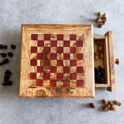 Fancy Olive Wood Chess Board with Chess Pieces